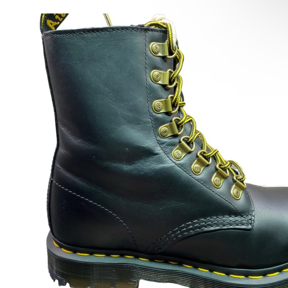 Dr. Martens 1460 Pascal 8 Eyelet Fleece Lined Wintergrip Combat Boots, Black - Picture 8 of 16